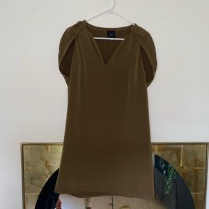 Idano Olive Green Dress 🫒 👗 
Size 2 runs big- will update with measurements